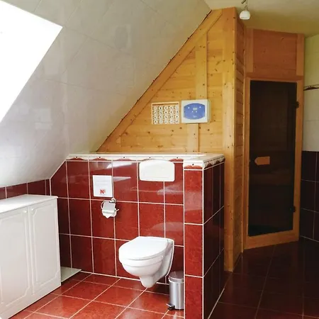 Holiday home Amazing In With Sauna Saal